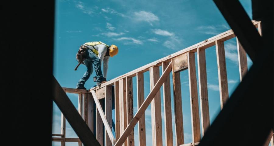 Hausbau trifft Mietrecht: Wichtige Aspekte, die Bauherren und Mieter wissen sollten!